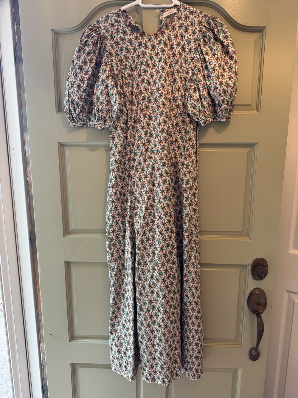 Doen Cream Maxi Dress with Green and Brown Floral Print - Picture 2 of 2